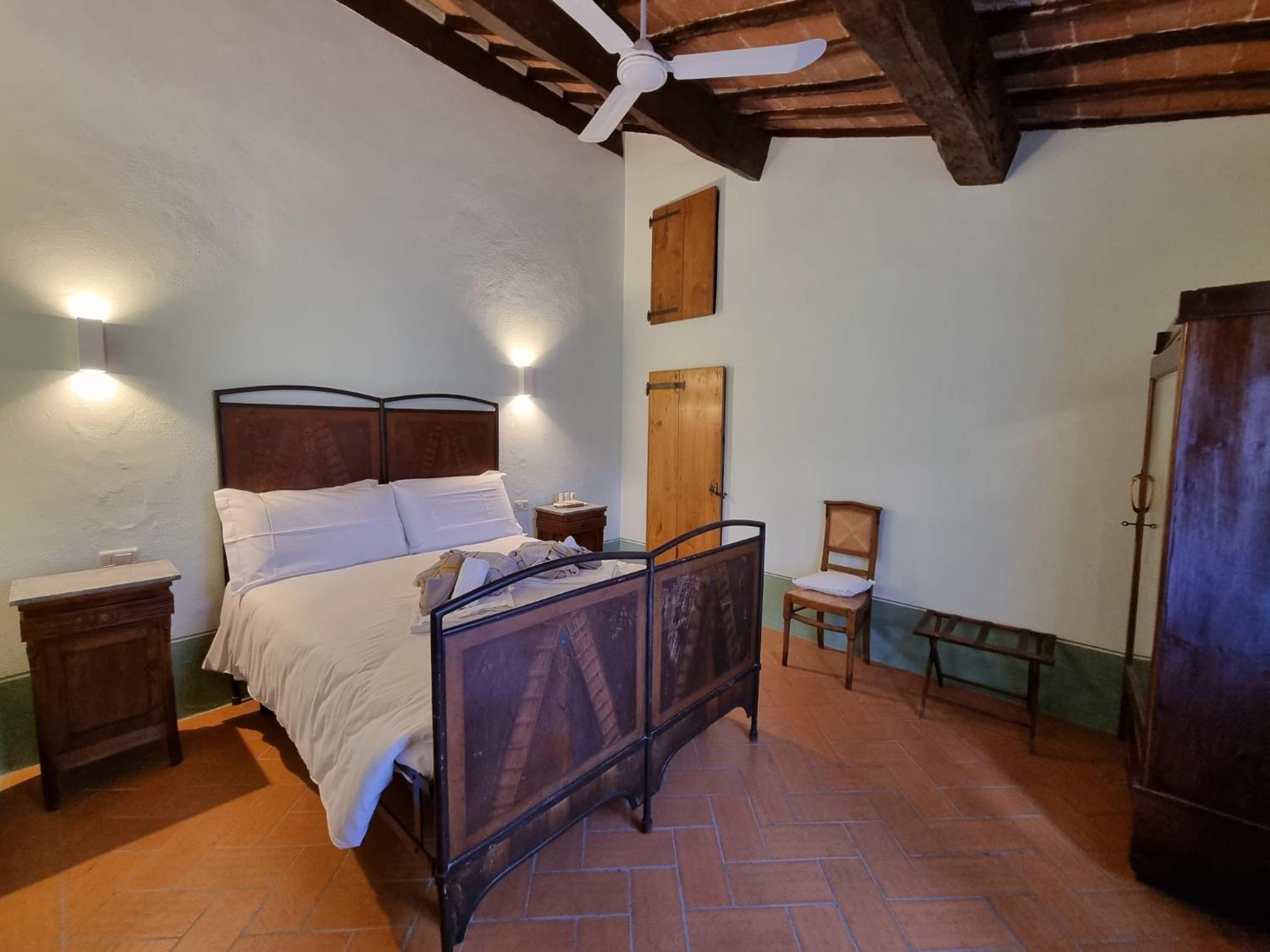 Agriturismo Le Sorbelle D'Orcia Con Piscina П'єнца Екстер'єр фото
