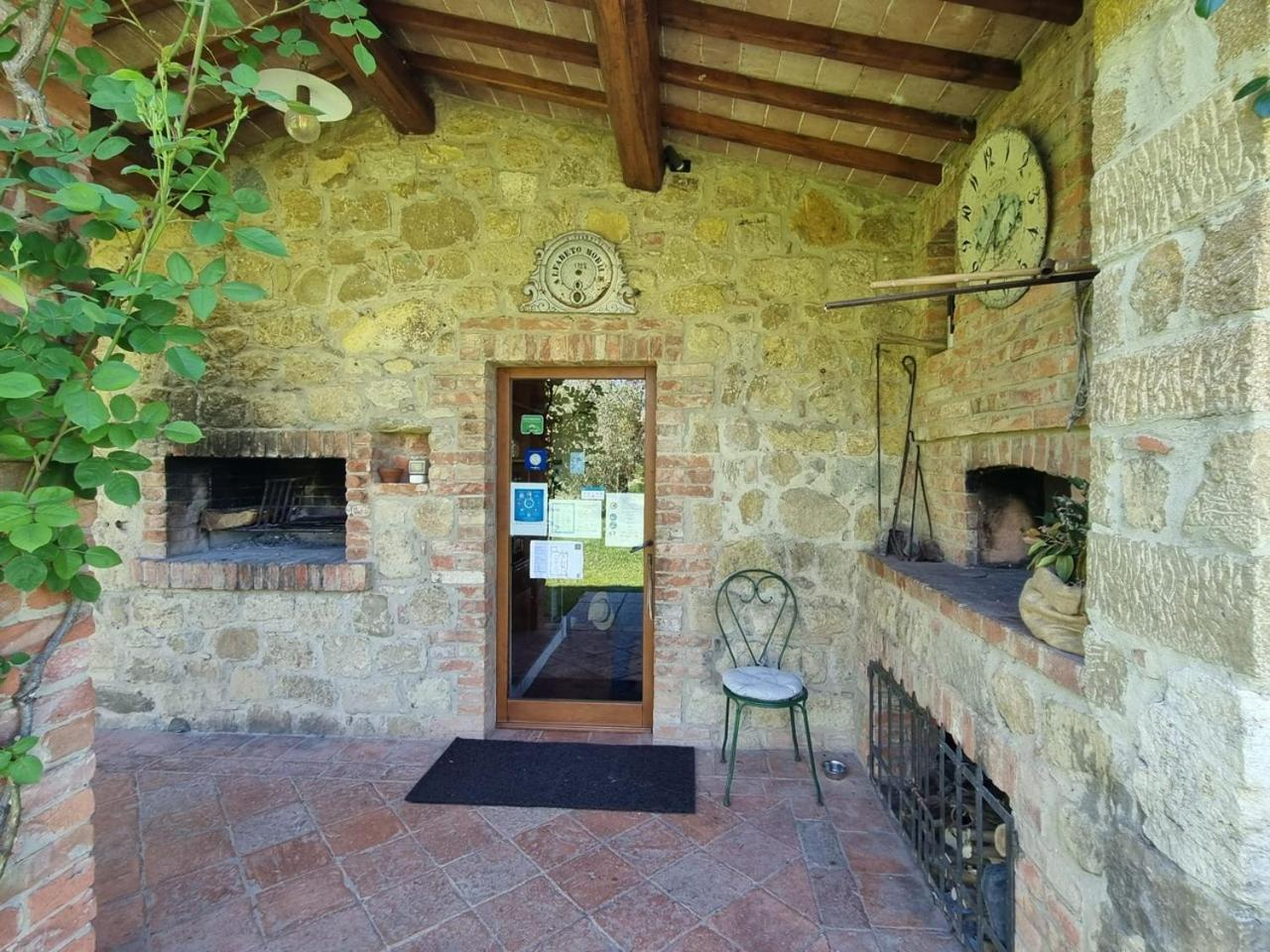 Agriturismo Le Sorbelle D'Orcia Con Piscina П'єнца Екстер'єр фото
